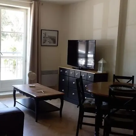 Cote Lavoir A Honfleur, Parking Prive, Ascenseur *