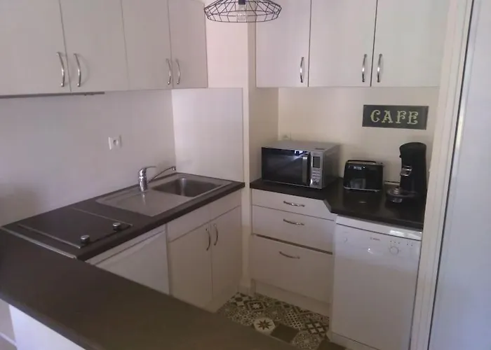 Cote Lavoir A Honfleur, Parking Prive, Ascenseur