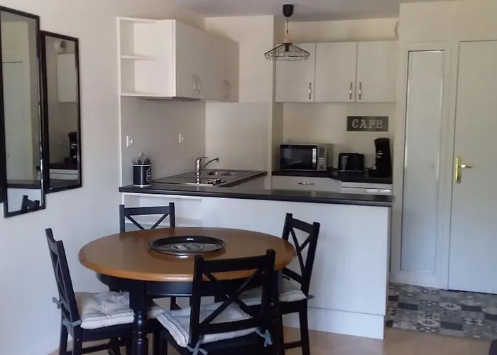 Côté Lavoir à Honfleur, Parking Privé, Ascenseur